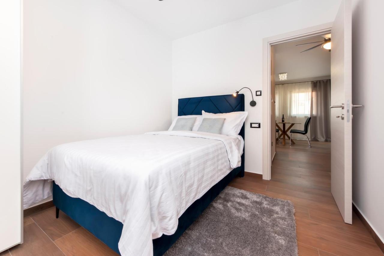 Apartments Sanja-New Renovated Rovinj Exterior foto