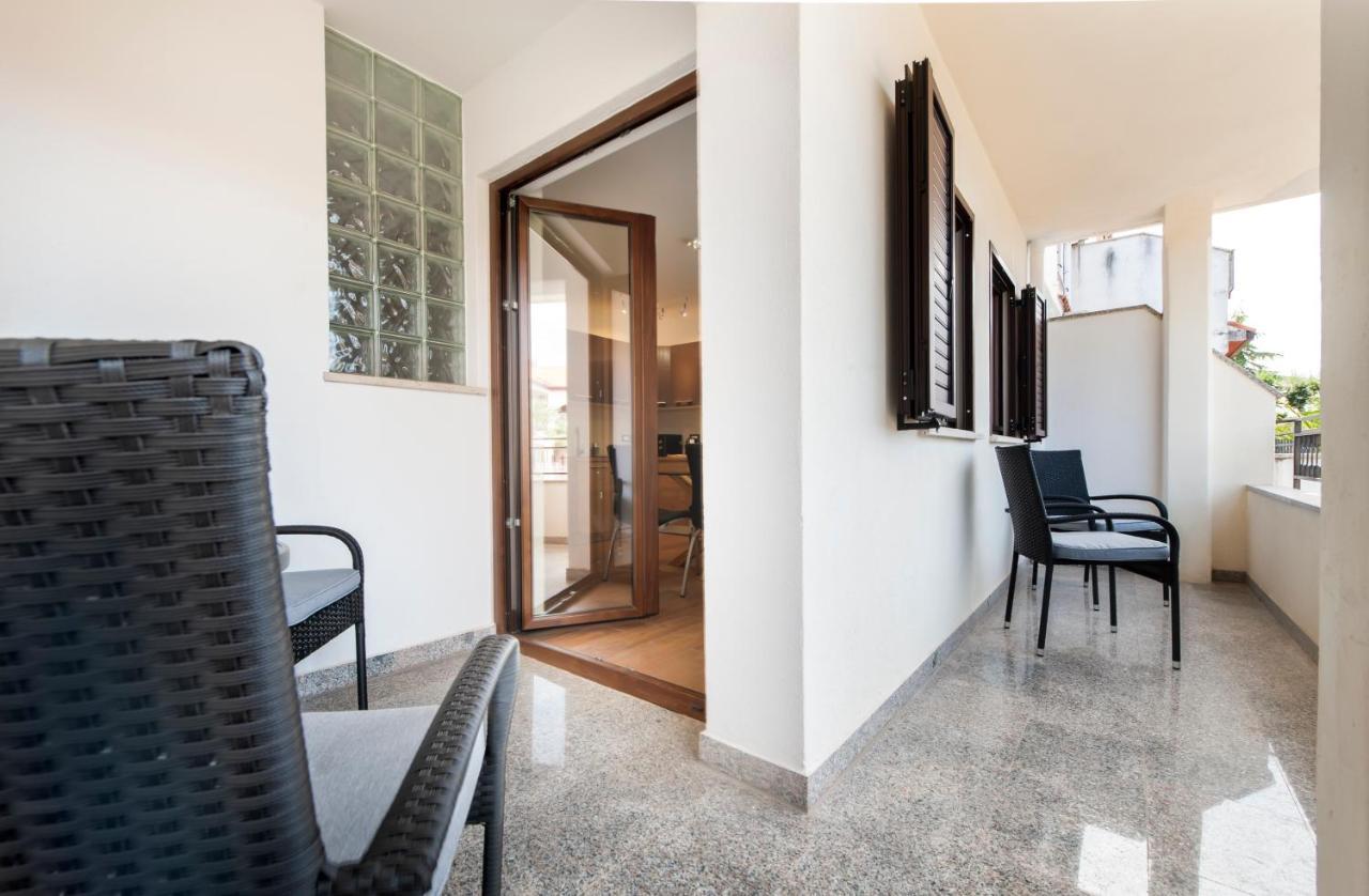 Apartments Sanja-New Renovated Rovinj Exterior foto
